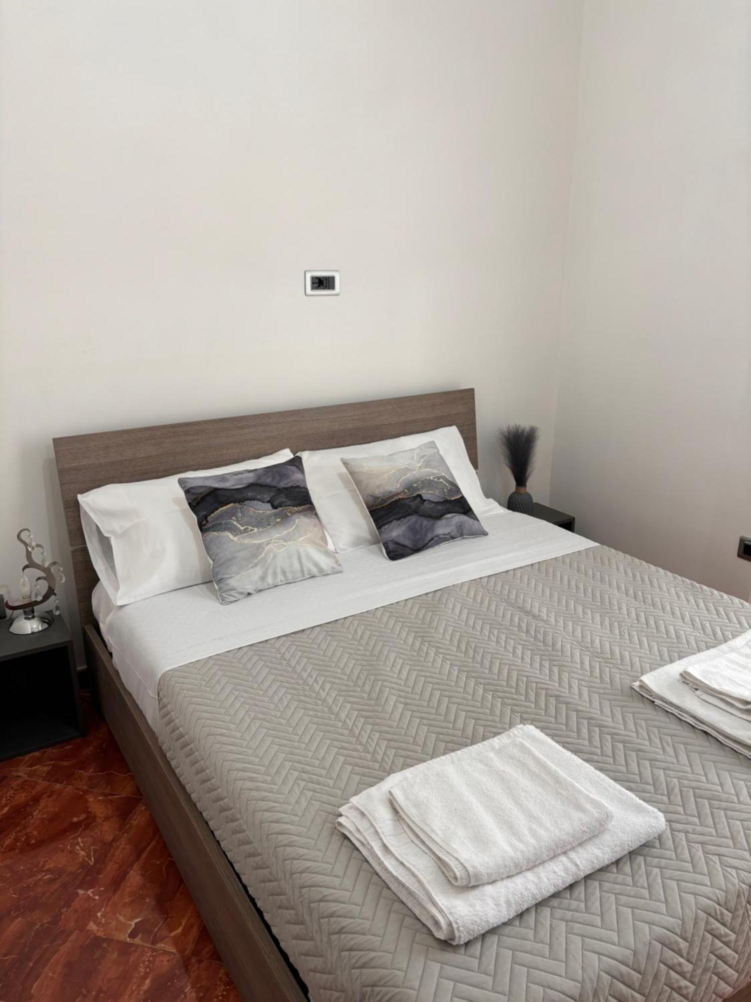 La Tela Di Elena Hotel Napoli Ngoại thất bức ảnh